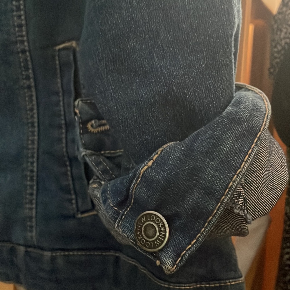 Jean jacket - Picture 3 of 9